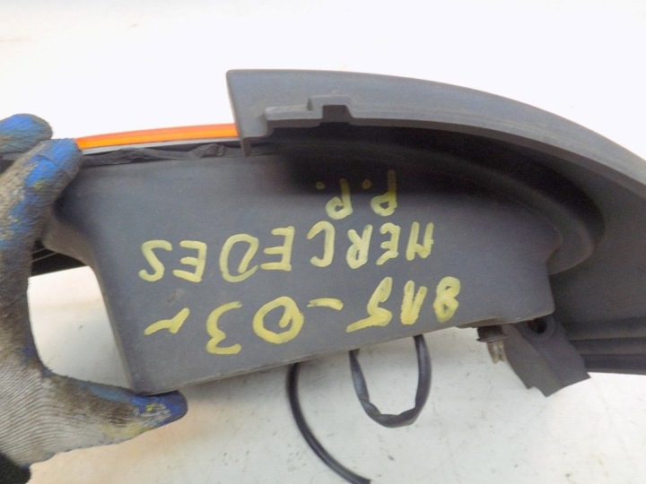 фото №6, Mercedes 815 2003r поворотник уголок правое