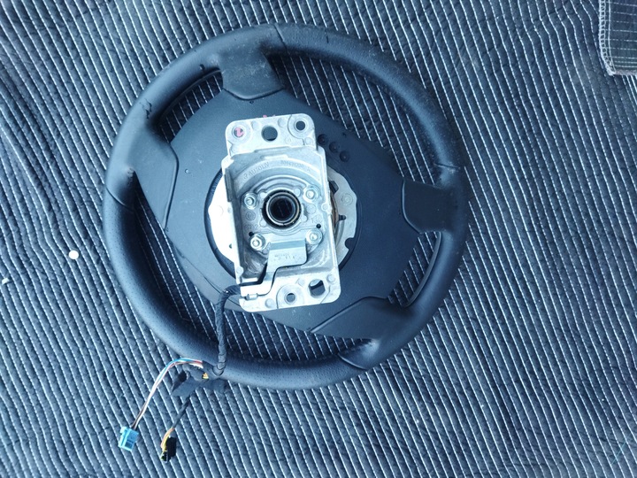 фото №7, Руль citroen c5 iii x7 07-11 мультифункция 608004900 157