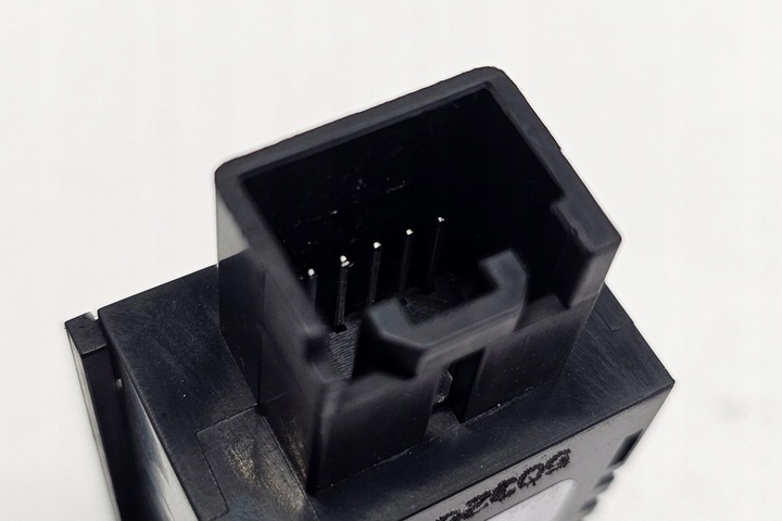 фото №8, Кнопки освітлення внутрішнього mazda 3 bk 04057800 1.6l дизель 80kw