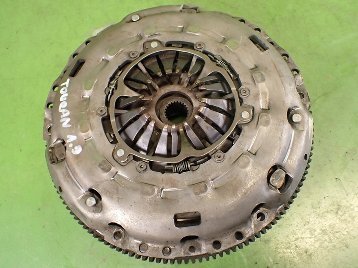 фото №10, Зчеплення комплектні vw touran i 2.0 tdi 05r 324035510 124035410