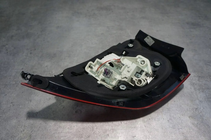 фото №7, Лампа левый зад задняя volvo s60 ii 30796267 угловая