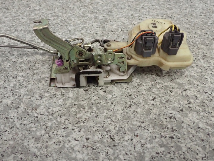 фото №5, Honda civic vii ep 3d 01-05 замок дверь левый