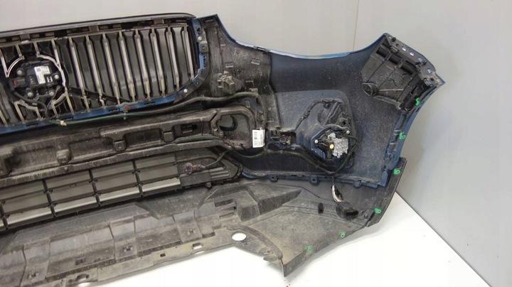 фото №7, Volvo xc40 рестайлинг бампер переднее комплектный 734