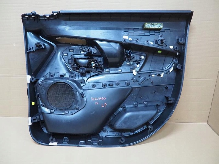 фото №7, Обивка боковина дверь левый перед citroen berlingo iv