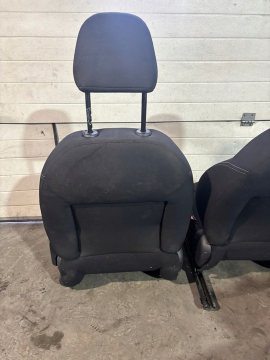 фото №10, Сиденья peugeot 208 правые перед