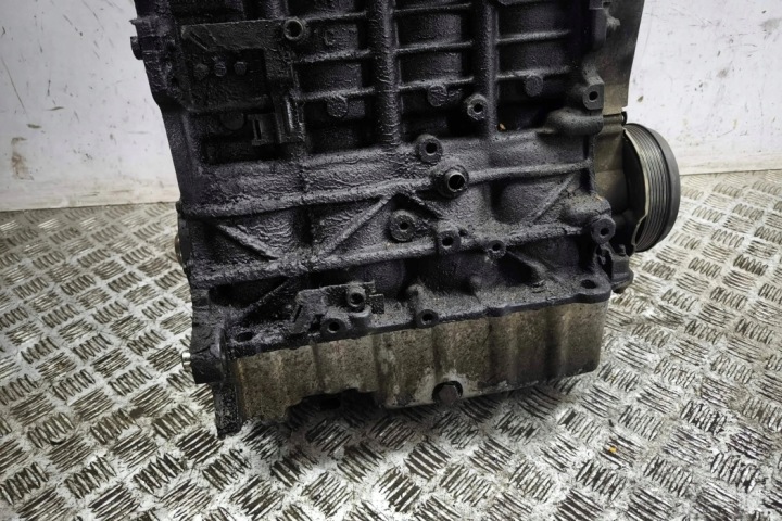 фото №9, Двигатель vw golf vii 5g1, bq1, be1, be2 ajm 1.9l дизель 85kw 2000