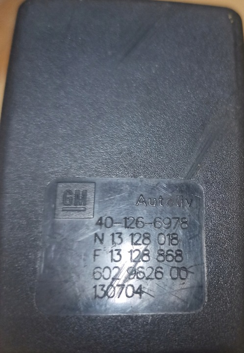 фото №6, Застібка ременів правий зад 401266978 opel corsa e 14