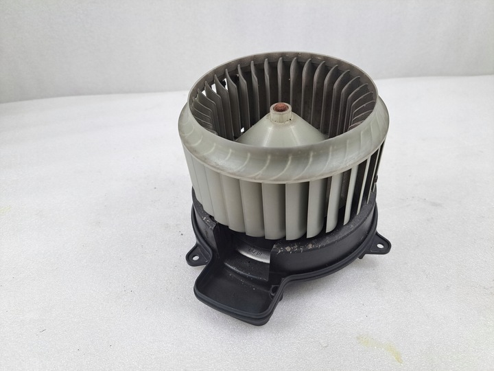 фото №1, Воздуходувка воздуховод audi a6 c7 a7 a8 d4 4h1820021b