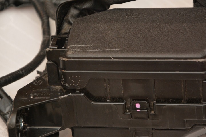 фото №12, Установка коробка запобіжників toyota chr повний led