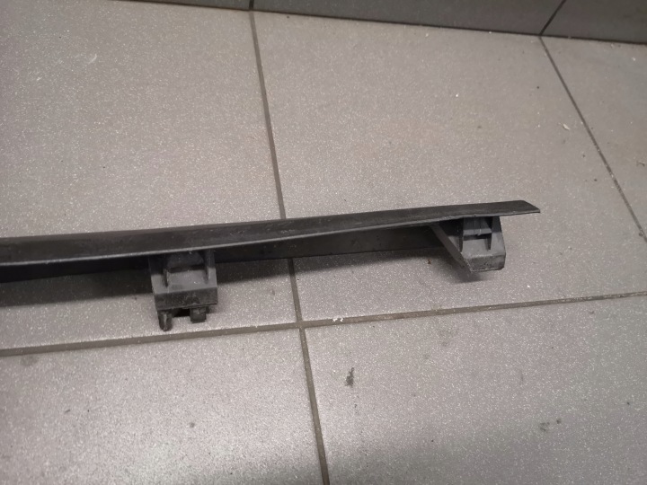 фото №15, Молдинг пороговая правая audi a4 b6 cabrio 8h0853906