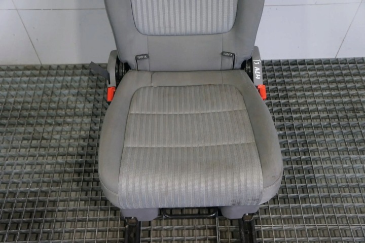 фото №7, Сиденье зад заднее средство средний isofix seat alhambra 7n vw sharan