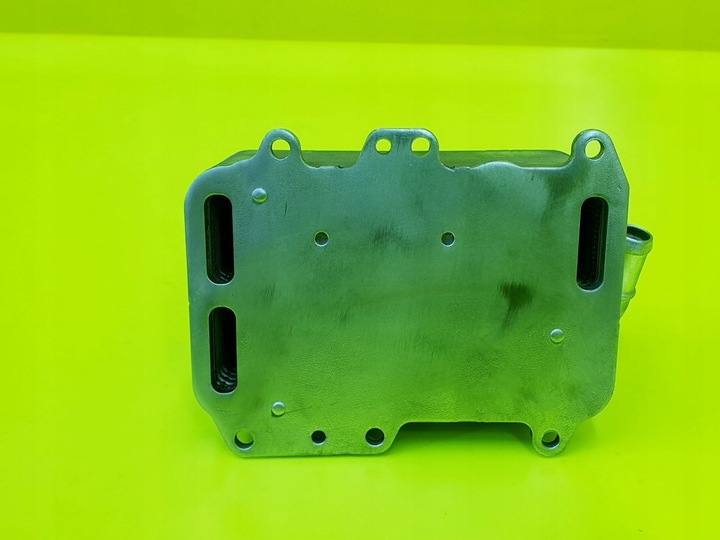 фото №7, Радиатор радиаторов масла a6 c7 a7 c7 q7 a8 d4 q5 3.0 tdi 059117021r