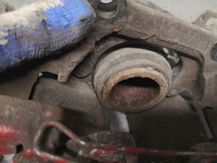 фото №8, Суппорт тормозной левый перед audi a6 c5 282mm