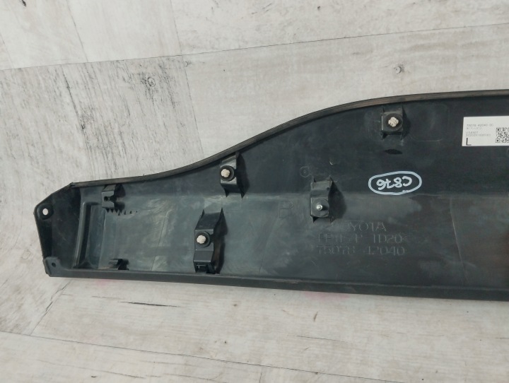 фото №7, Toyota rav4 v 18- молдинг накладка двери левые зад задняя 75078-42040