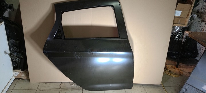 фото №1, Дверь зад задние правые reanult zoe 12-21rok 821003929r новое оригинал