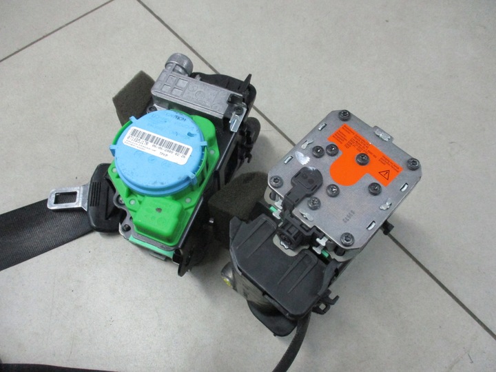 фото №16, Audi a4 b8 07-11 панель консоль ремни подушки soul оригинал