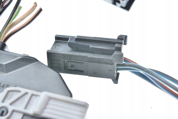 фото №11, Штекеры модуля комфорта mercedes vito w639 6395450201 a6395450401