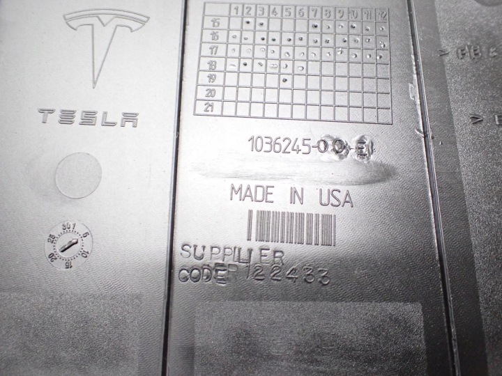 фото №7, Панель під лобовим склом захист європа оригінал 1036245-00-e tesla модель x 18r
