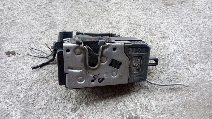 фото №1, Замок дверь правые перед opel vectra c 04r 13157762