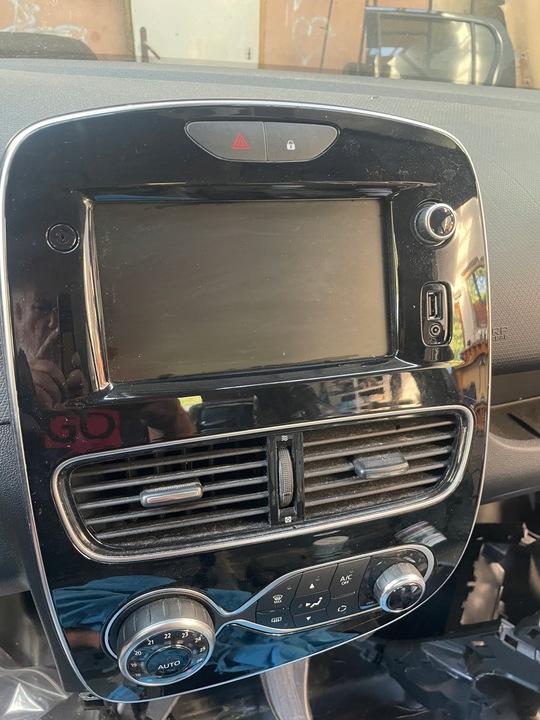 фото №1, Радио навигация usb renault clio ivlift 281158699r lan5210wr4