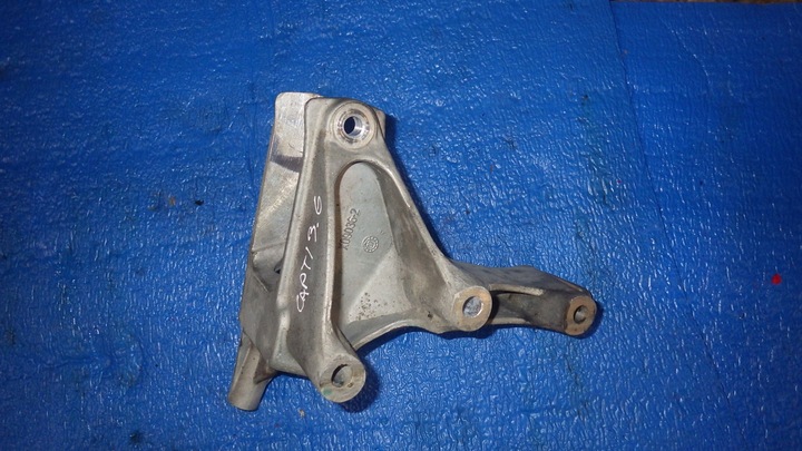 фото №3, Лапи двигателя крепление кронштейн captiva 3.6