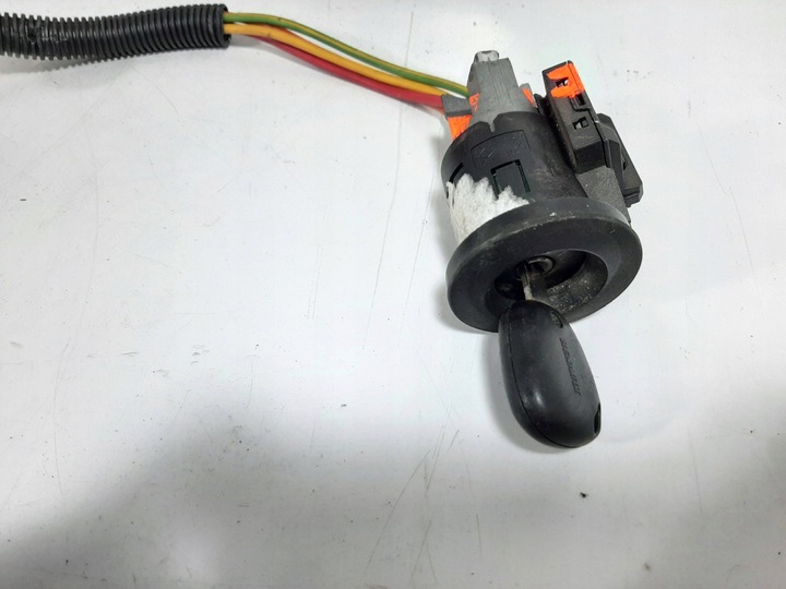 фото №10, Renault scenic i 1.8 16v 02r блок керування двигуна набір 8200214973 s118301113