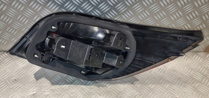 фото №12, Bmw 5 e60 sedan фара ліва зад задня комплектна 6910767 вкладка 6923305 eur 04