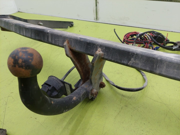 фото №8, Hak буксировочный ford c-max i 2003-2010 7 pin