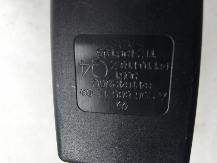 фото №3, Mercedes w205 застёжка ремня безопасности зад