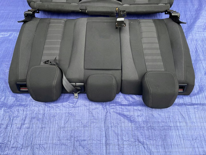 фото №14, Peugeot 308 t9 хетчбек сидіння задня диван ремені застібки