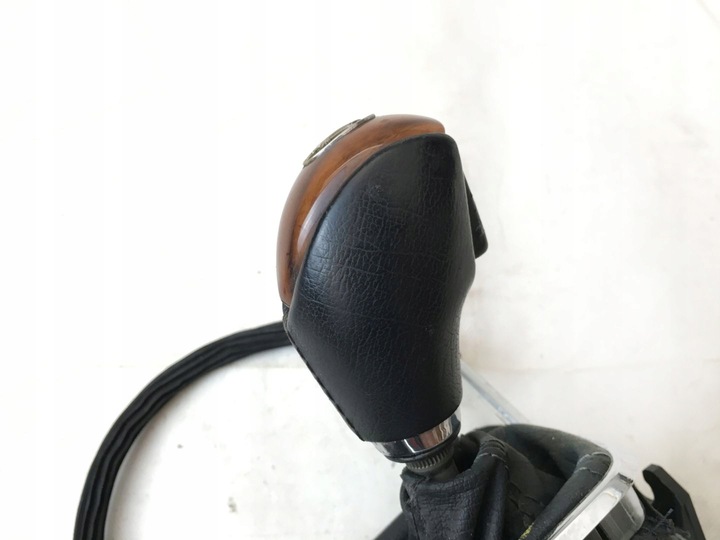 фото №5, Maserati quattroporte 08-12 выборщик домкрат ручка