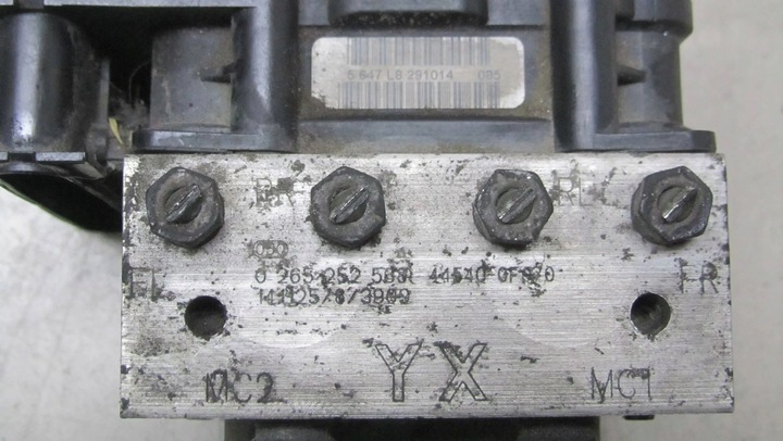 фото №5, Toyota verso рестайлинг 1.6 насос abs 44540-0f07 14-