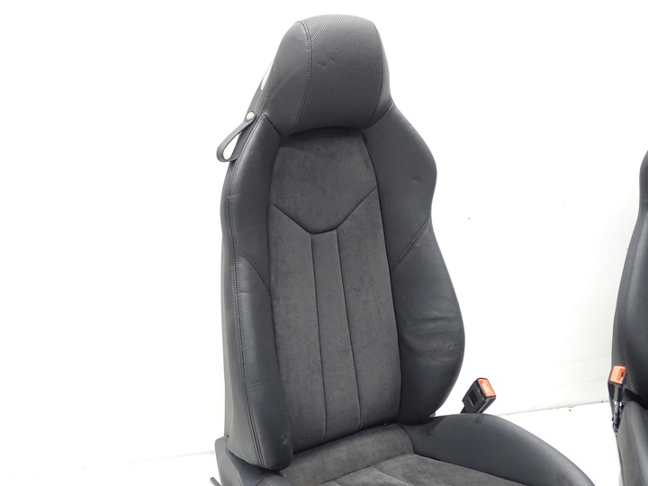 фото №9, Сидіння шкіра audi r8 2020r 4s spyder + оббивка двері боковина