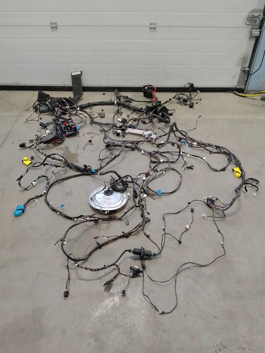 фото №1, Mini cooper f56 установка джгут автомобіль інтер'єру салону