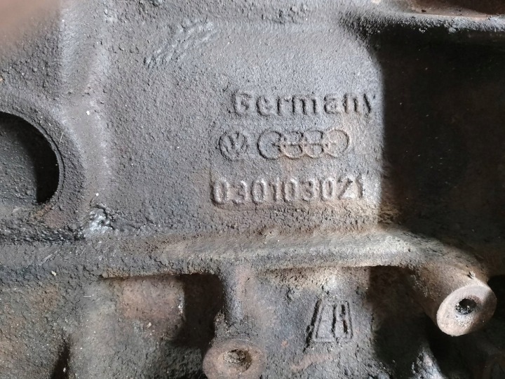 фото №9, Двигун комплектний+ кпп кпп / коробка передач vw jetta i 030103021 1.3 b