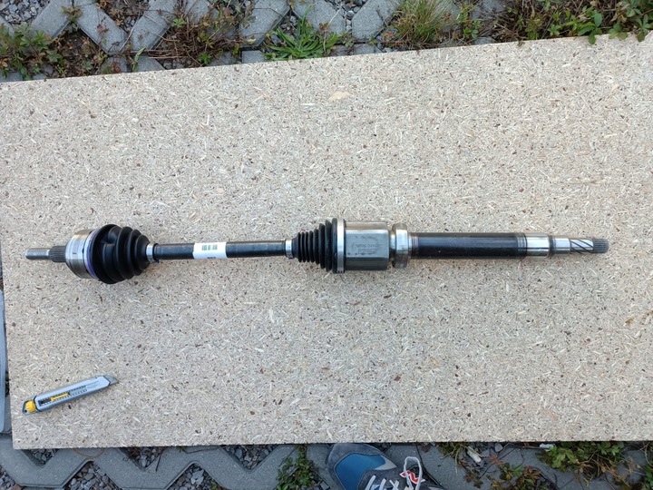 фото №1, Нова права піввісь втулка стабілізатора 2020- fwd 1,5