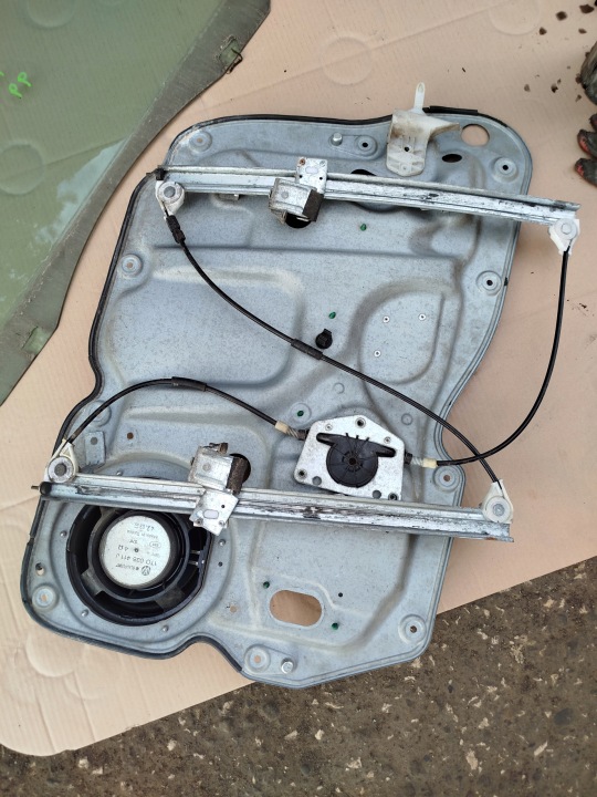 фото №5, Механизм подъемник стекло правое перед vw touran 1t1837752cn