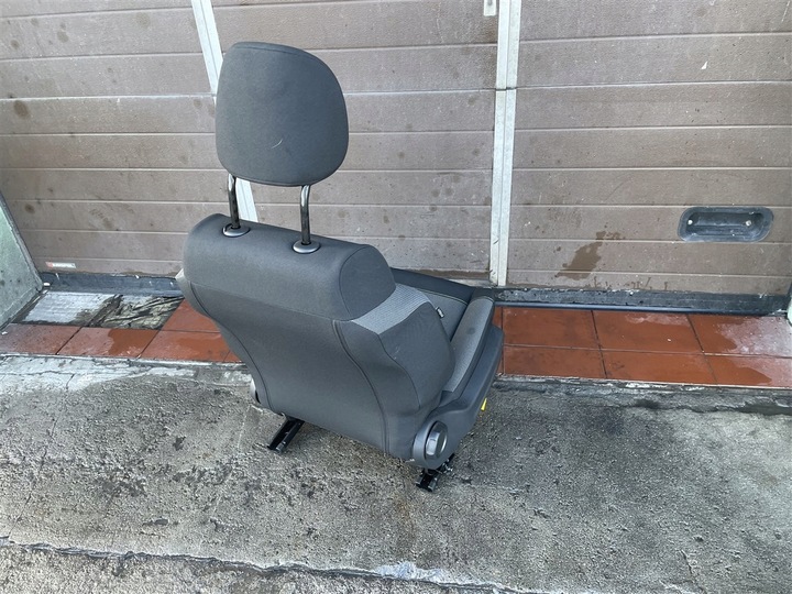 фото №6, Сидіння пасажира праві перед праві подушка безпеки citroen c3 iii 3 рестайлінг 16-23r 21