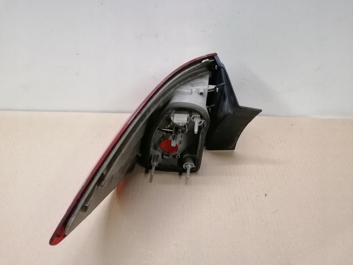 фото №7, Лампа правые зад w крыло ford mondeo mk4 iv универсал