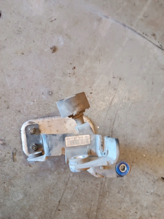 фото №1, Ford c-max mk2 кріплення трос коробки коробки передач 1,6 ecoboost bv6r7474gc