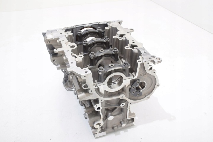 фото №10, Bmw 2 u06 x1 u11 220i 1,5 b38a15p блок  двигуна