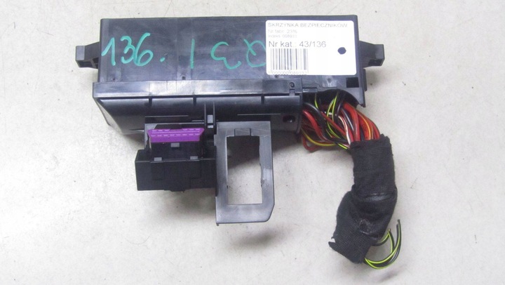 фото №6, Audi q3 8u 2.0 коробка запобіжників 14-