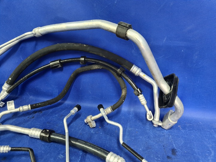 фото №7, Audi a4 a5 b9 8w 2.0 tfsi комплект провод климат трубки кондиционера oem