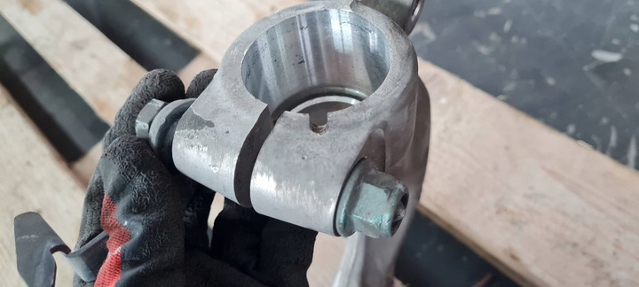 фото №9, Sq8 4m rsq8 q8 кріплення тримач widelec амортизатора праві 4m0413038h sq7