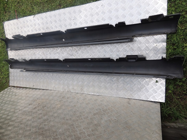 фото №9, Mercedes w205 sedan планка пороговая хром 755