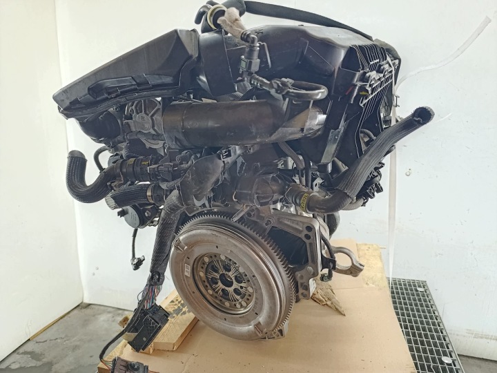 фото №9, Двигун peugeot 3008 ii hn09 10z1ap 1.2 гібрид 136km