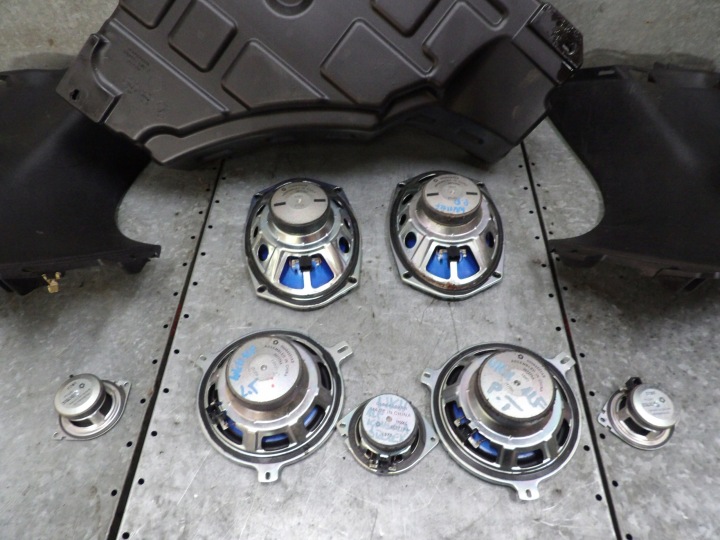 фото №9, Jeep grand cherokee wk2 динамик динамики комплект