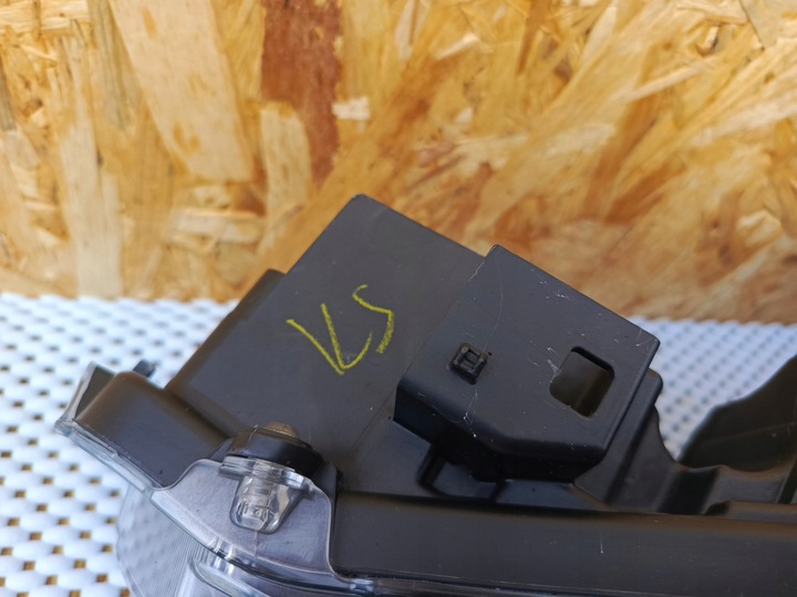 фото №6, Лампа перед ліва toyota corolla e21 повний led 81110-02s70 2019-