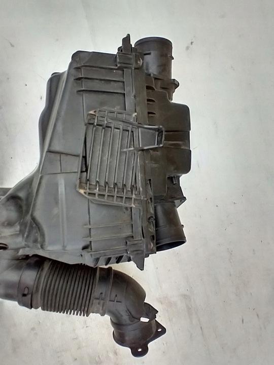 фото №10, Citroen c5 x7 3.0 hdi корпус фільтра повітря витратомір 9683955980