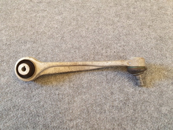 фото №1, Audi q7 4m 4m0 4m0407509c рычаг левый перед оригинальный номер